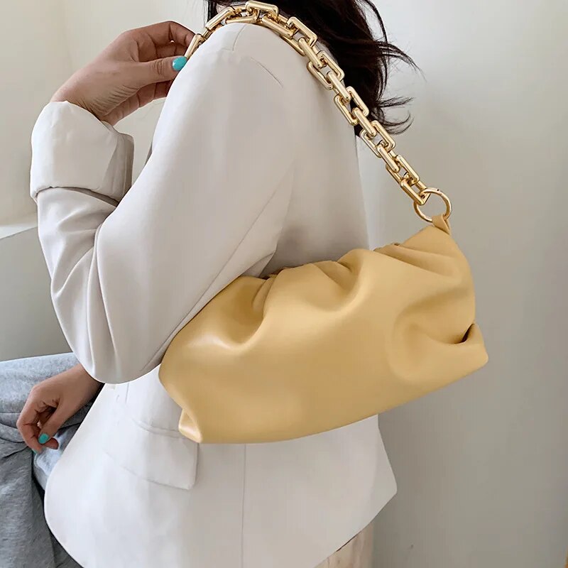 Bolso de mano de lujo con cadena acrílica para mujer, bolsa nube de hombro, cadena simple a la moda, bolso de hombro